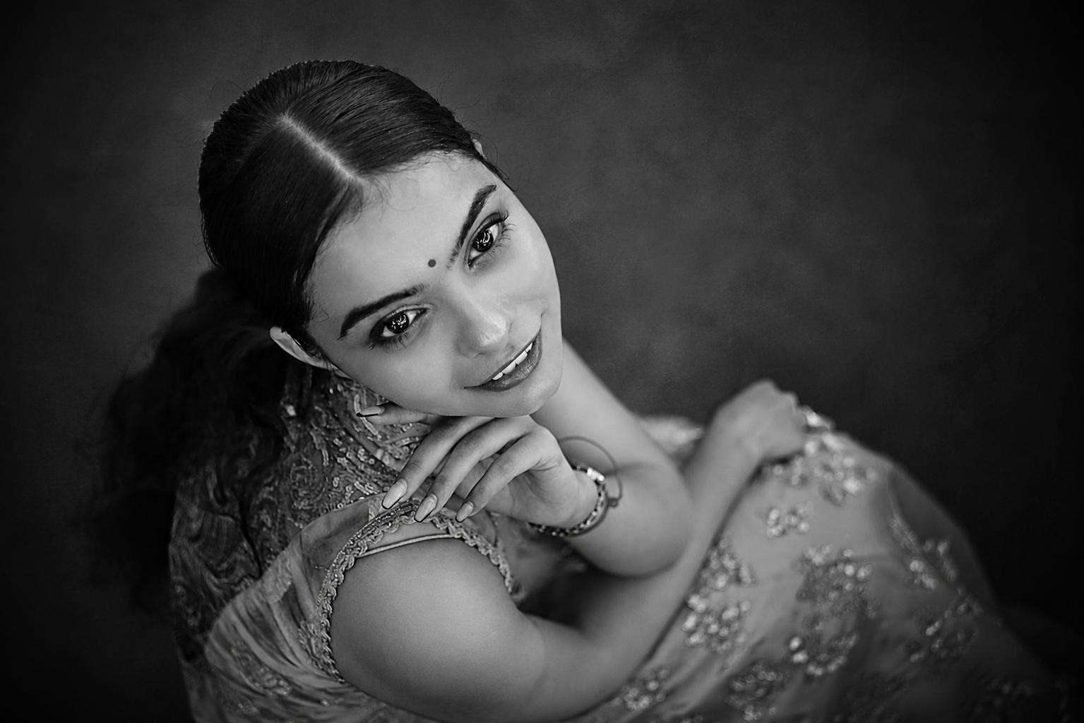 Shuchi portrait for contact section
